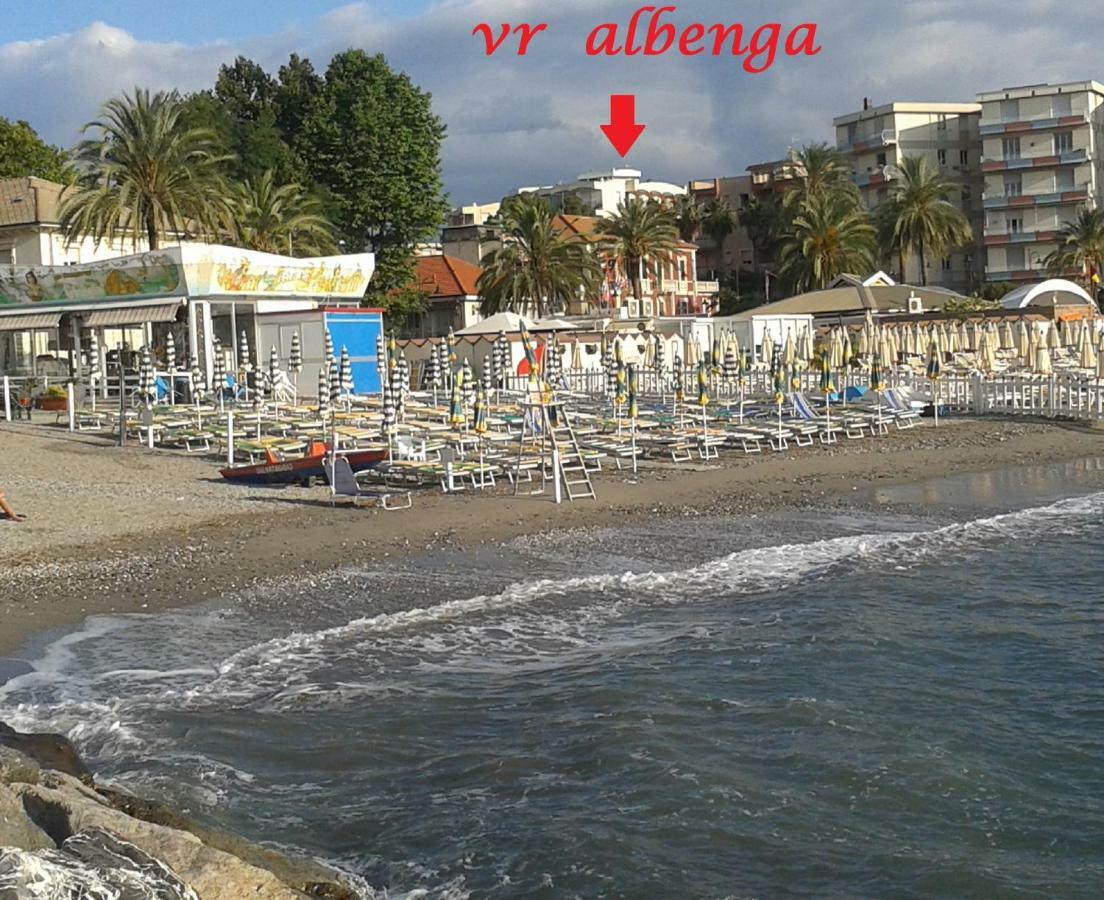 Vr Albenga Apartment Luaran gambar