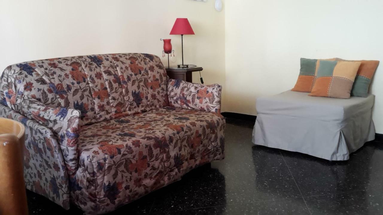 Vr Albenga Apartment Luaran gambar